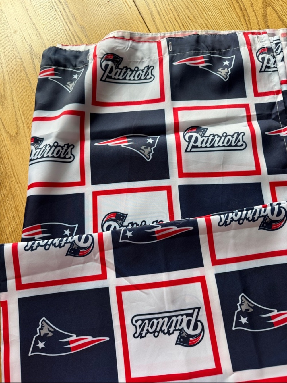 NWOT New England Patriots Logo Print shower curtain - Navy, Red, White